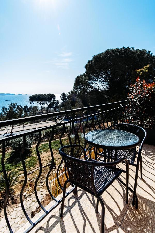 La Maison Fratelli Hyeres Exterior photo